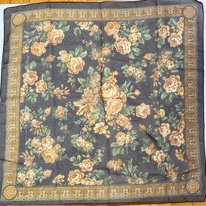 Elegant Scarf Brown Floral Print